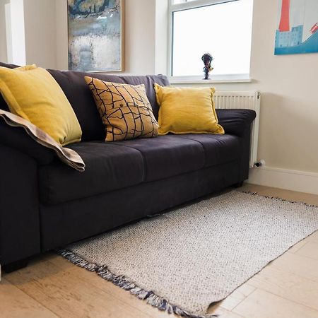 Апартаменты Star London Bell Lane 3-Bed Haven Хендон Экстерьер фото